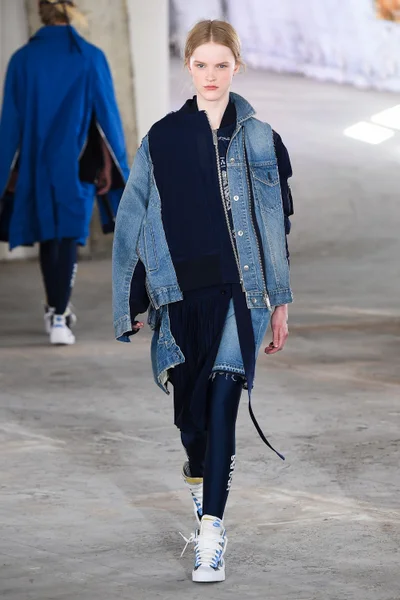 Look 14